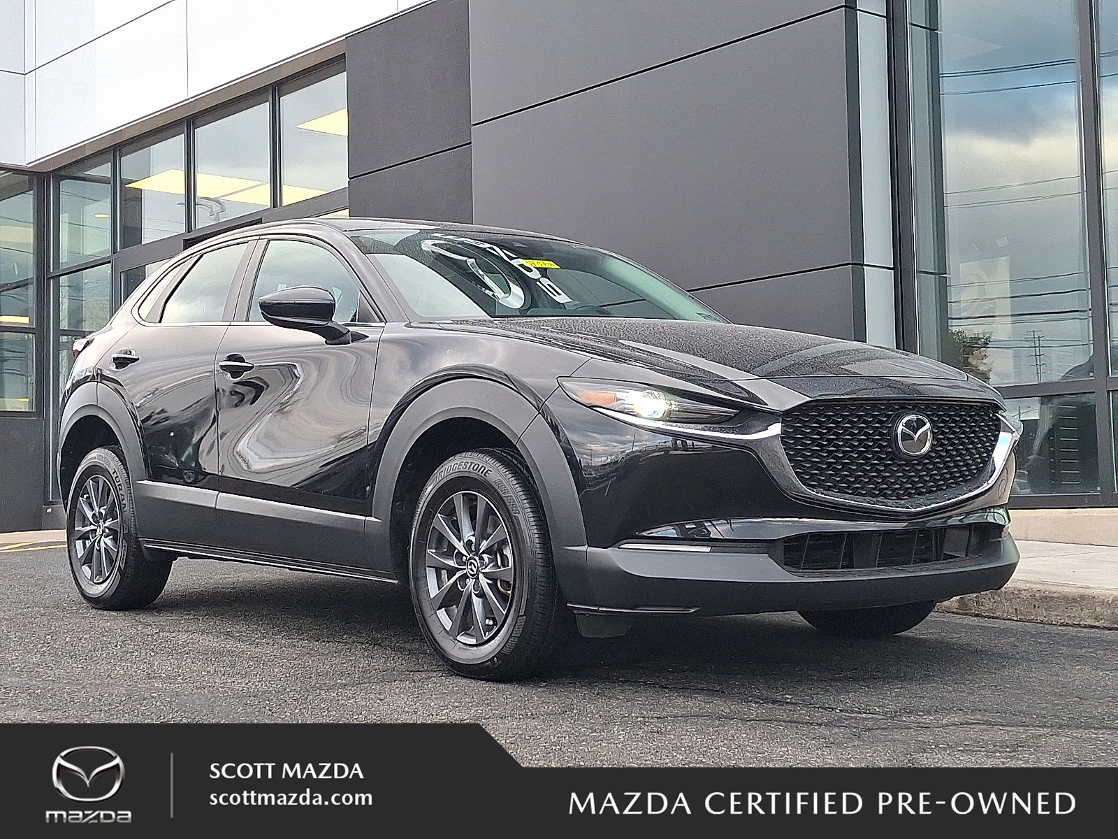 2023 Mazda CX-30 S's photo