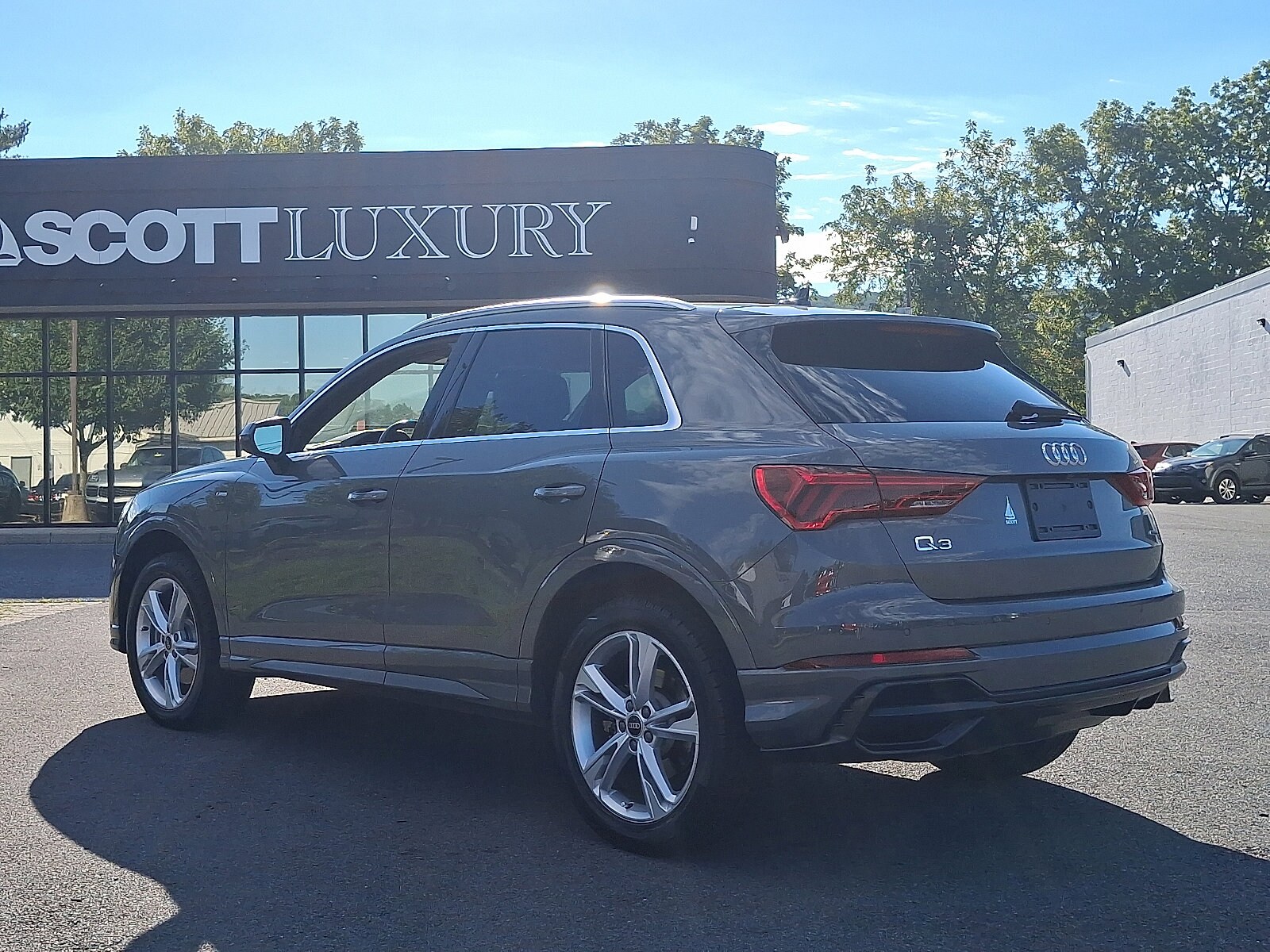 2022 Audi Q3 45 TFSI S line Premium photo 4
