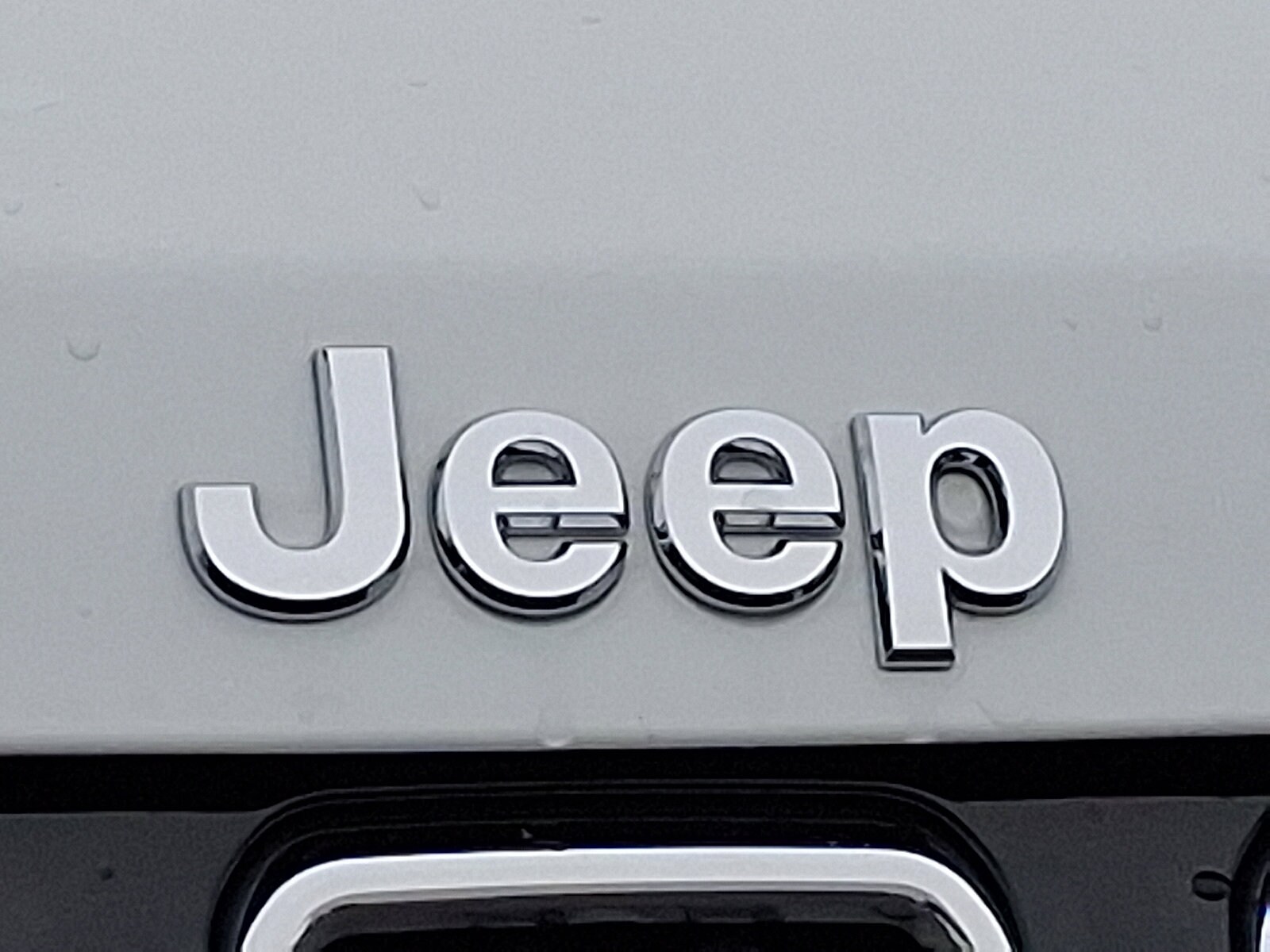 2023 Jeep Compass Limited photo 3