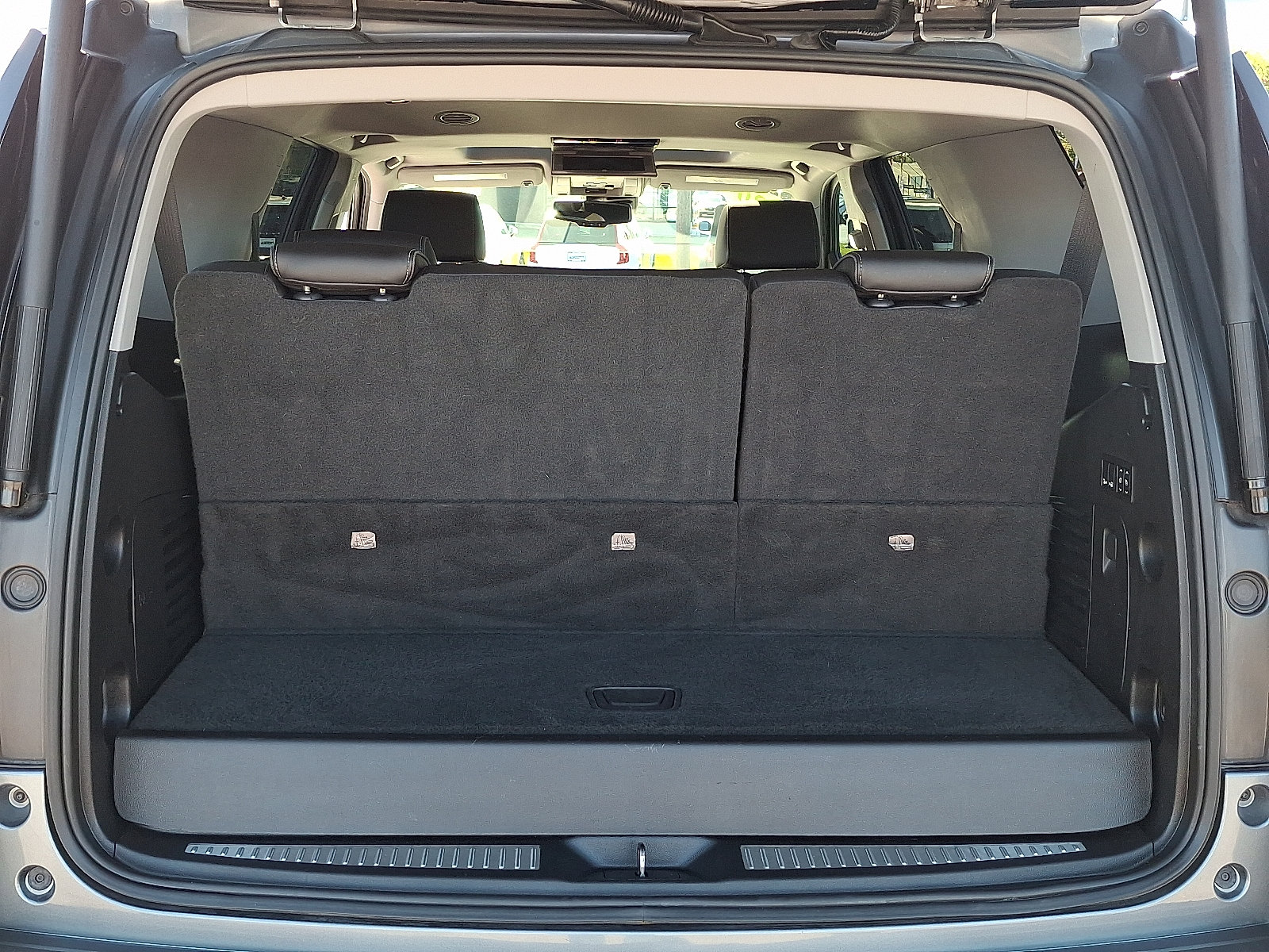 2020 GMC Yukon Denali - Photo 28