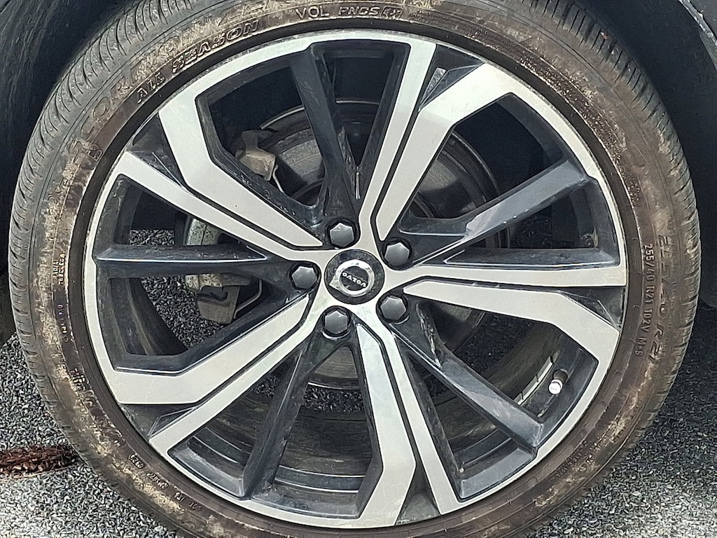 Certified 2024 Volvo XC60 B5 Ultimate Dark SUV