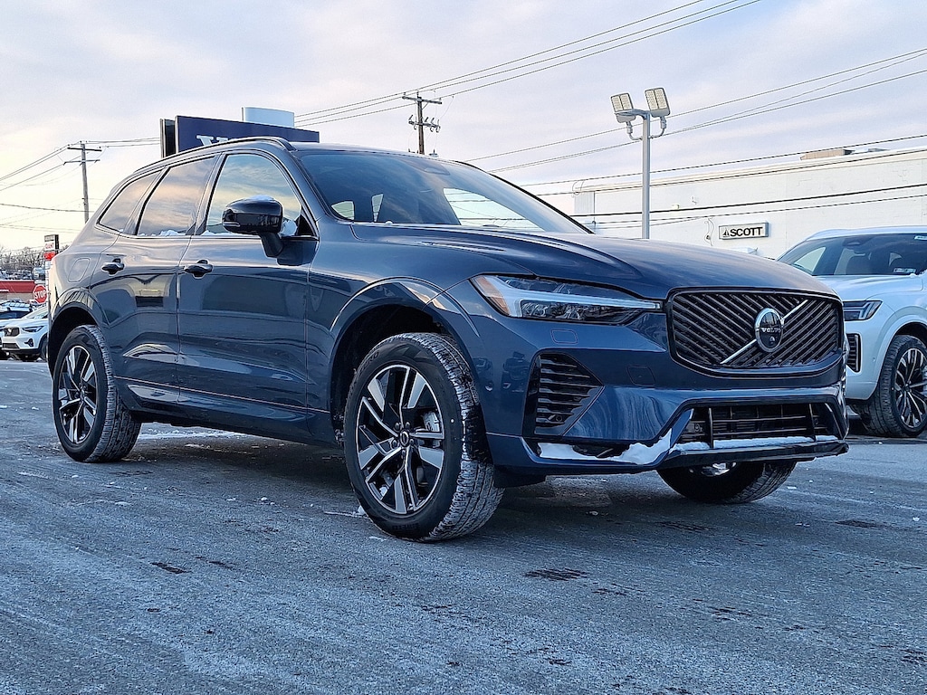 New 2026 Volvo XC60 B5 Plus SUV