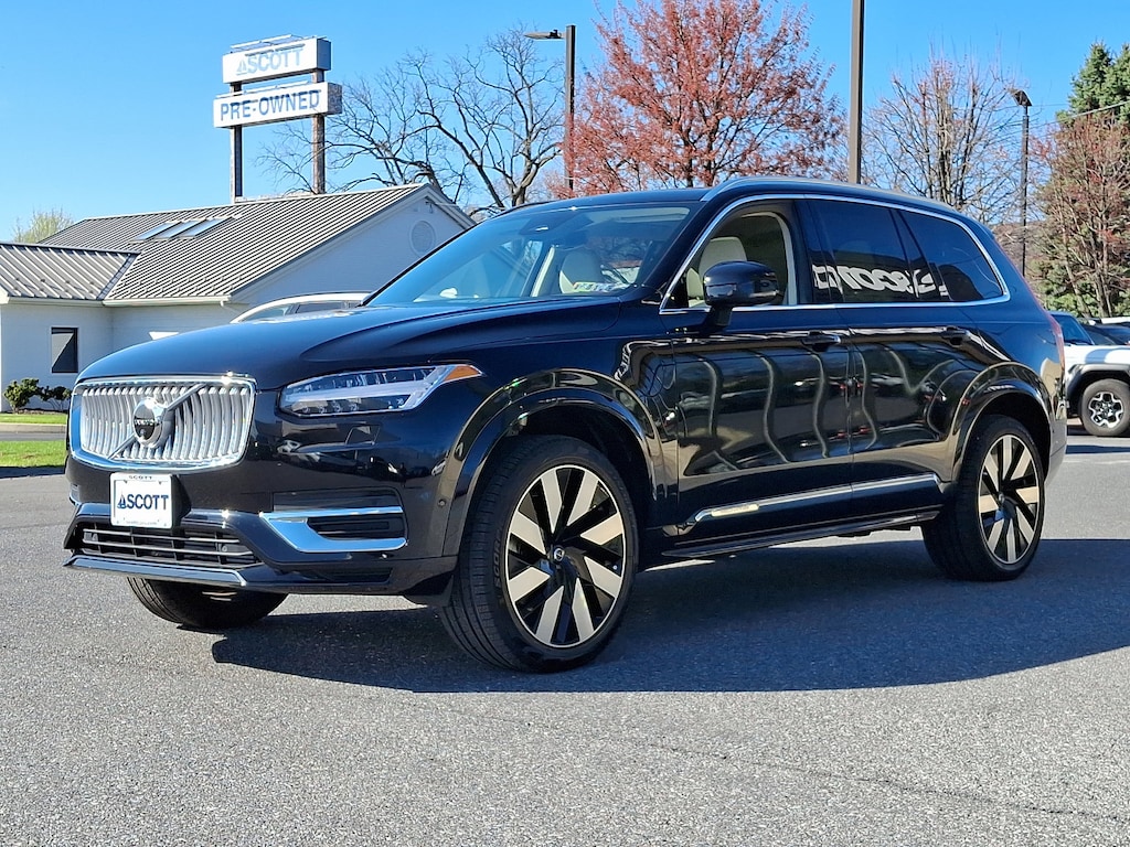 Certified 2023 Volvo XC90 Recharge Plug-In Hybrid Plus 6-Seater SUV
