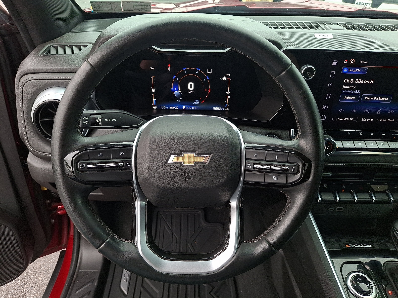 2023 Chevrolet Colorado LT - Photo 16
