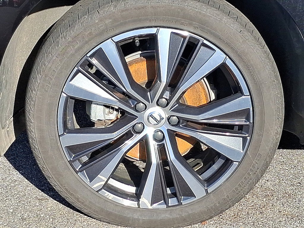 Certified 2022 Volvo XC60 B5 AWD Momentum SUV