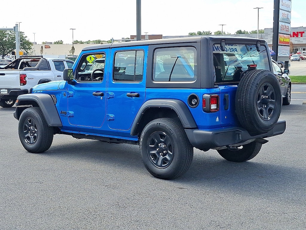 Used 2022 Jeep Wrangler Unlimited Sport SUV