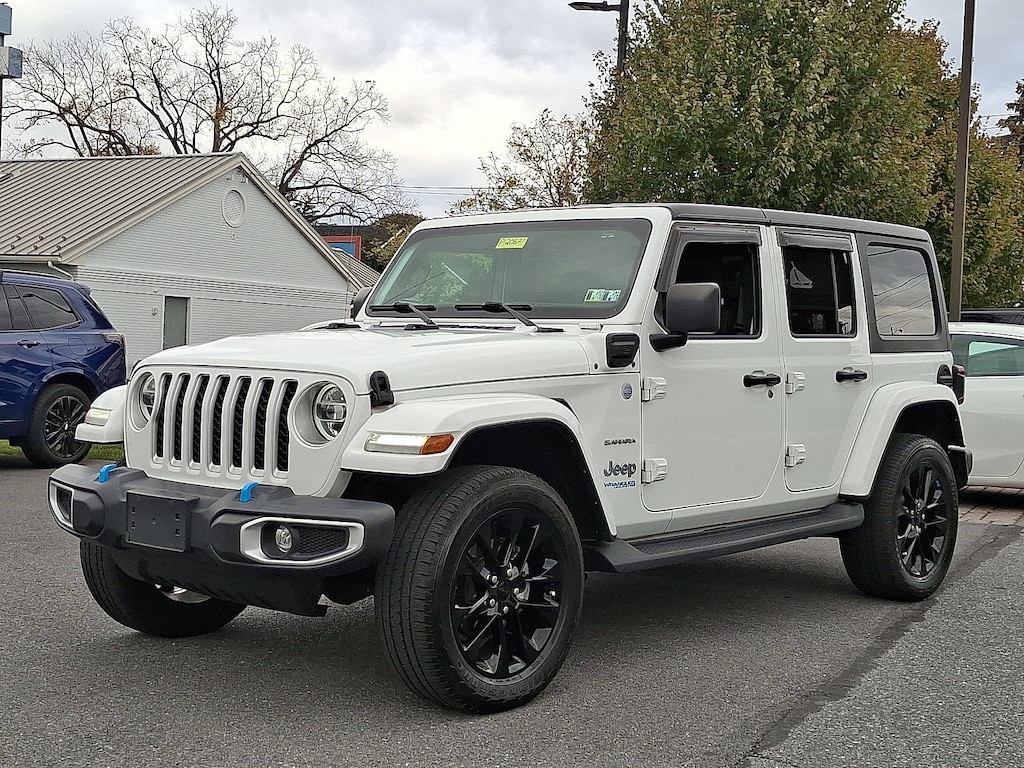 Used 2022 Jeep Wrangler Unlimited 4xe Sahara SUV
