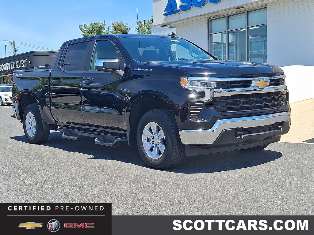 Used 2022 Chevrolet Silverado 1500 LT w/1LT Truck Crew Cab
