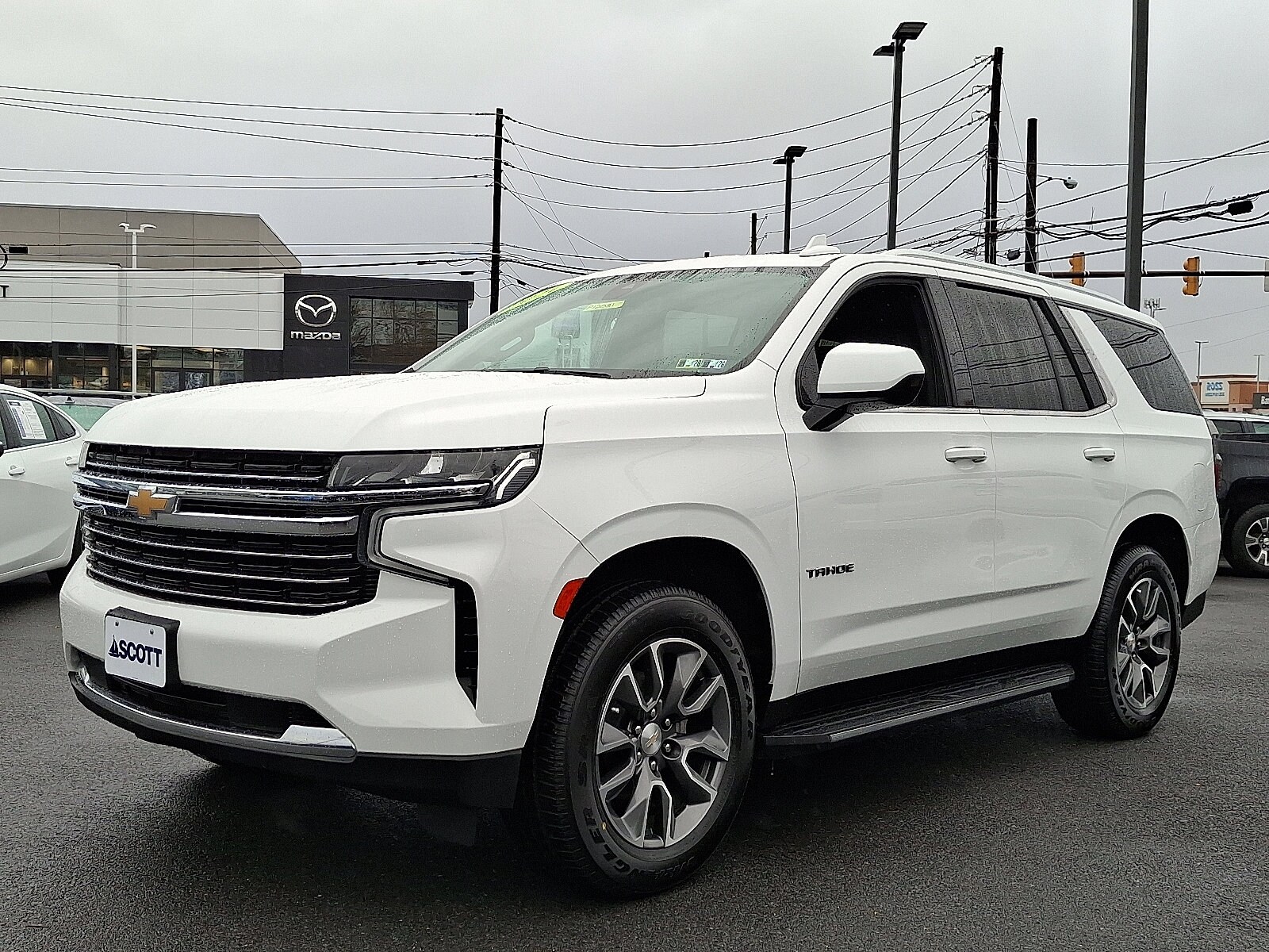 2021 Chevrolet Tahoe LT photo 3