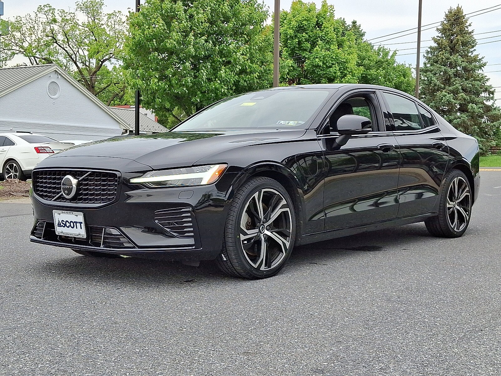 2023 Volvo S60 Recharge T8 Plus photo 3