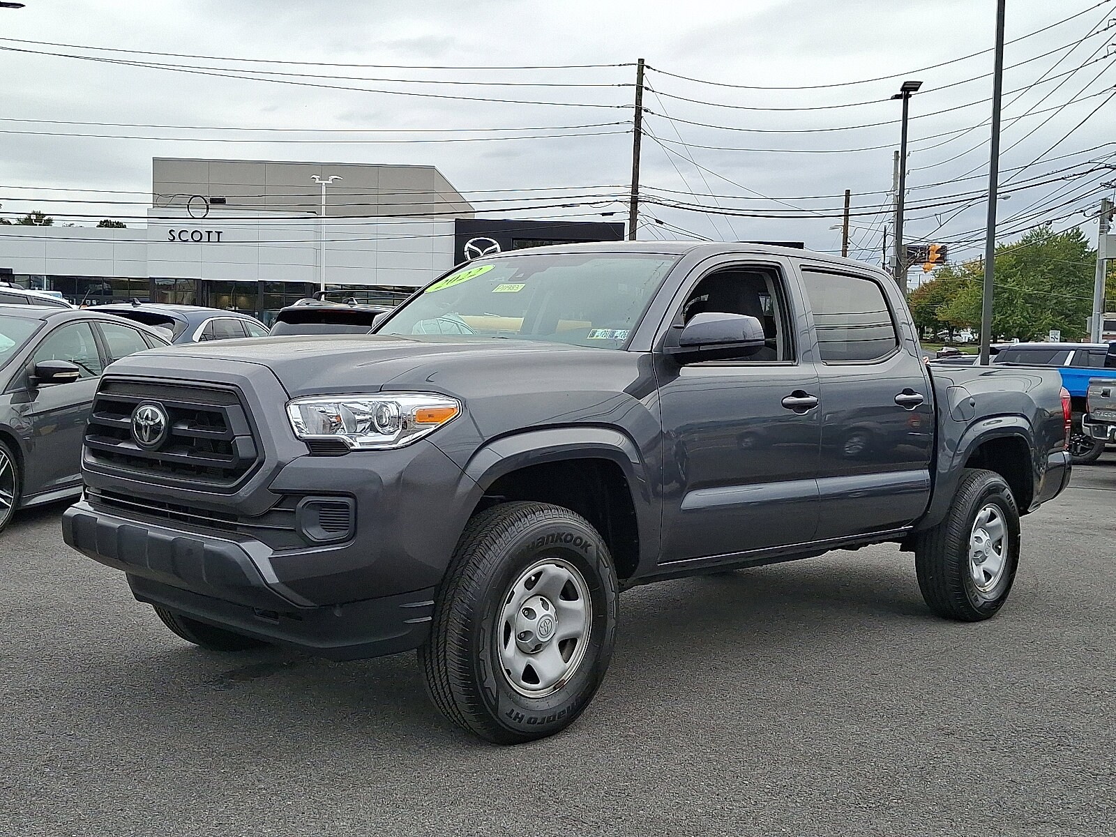 2022 Toyota Tacoma SR V6 photo 3