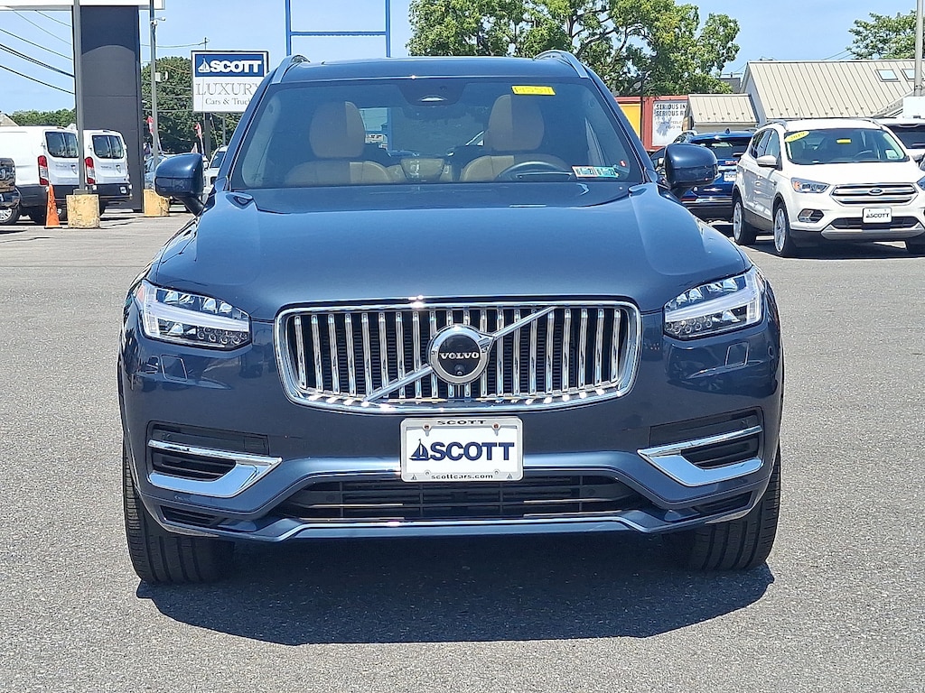 Certified 2024 Volvo XC90 plug-in hybrid T8 Ultimate Bright 7-Seater SUV