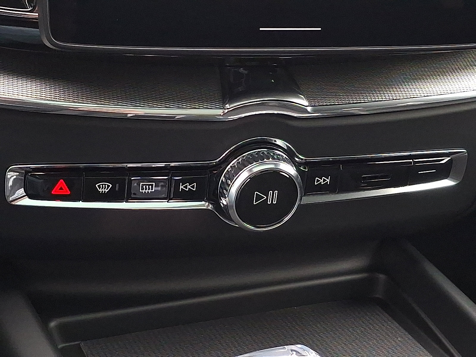 2026 Volvo XC60 Ultra - Photo 18