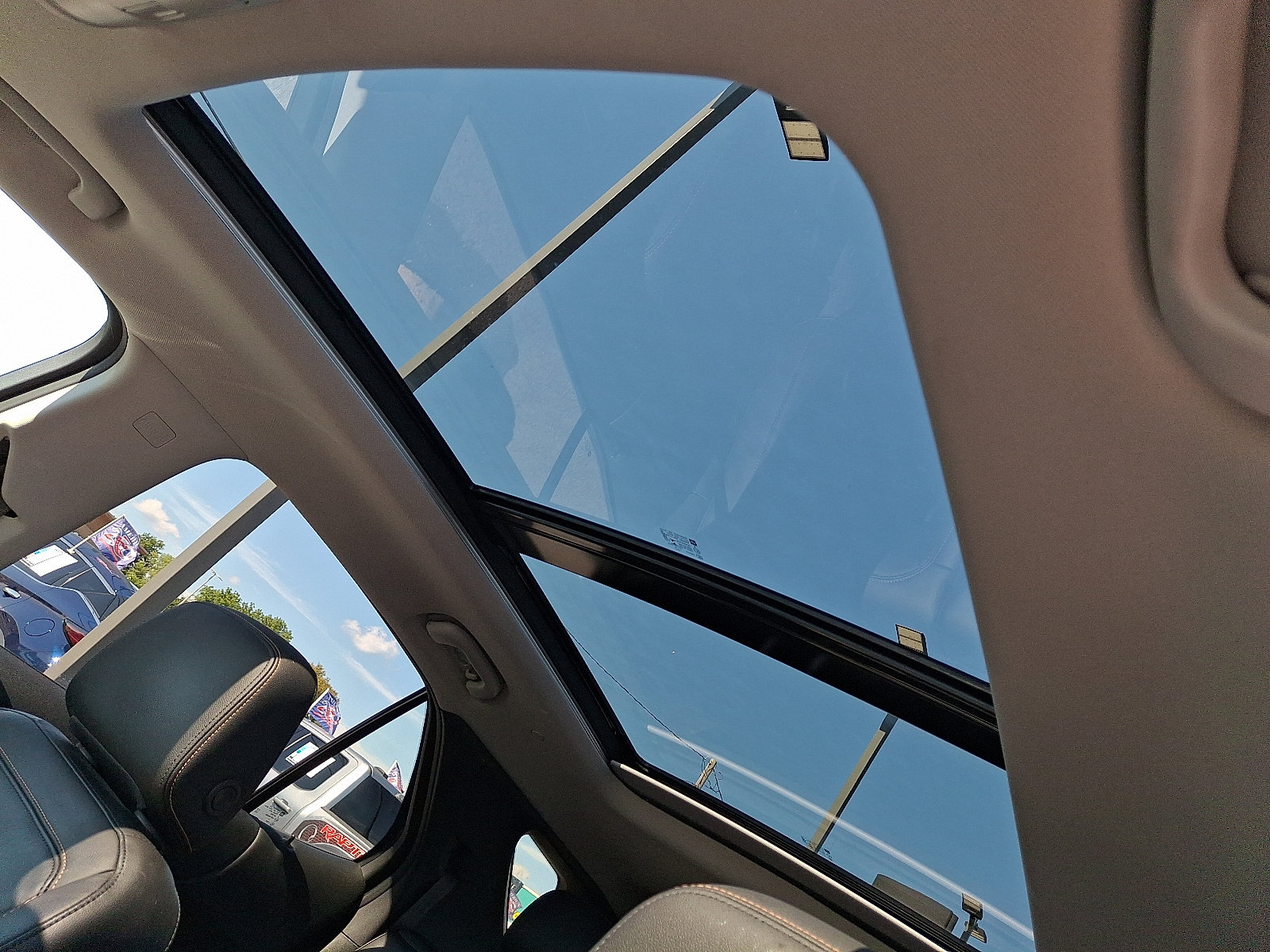 2019 Chevrolet Equinox Premier - Photo 14