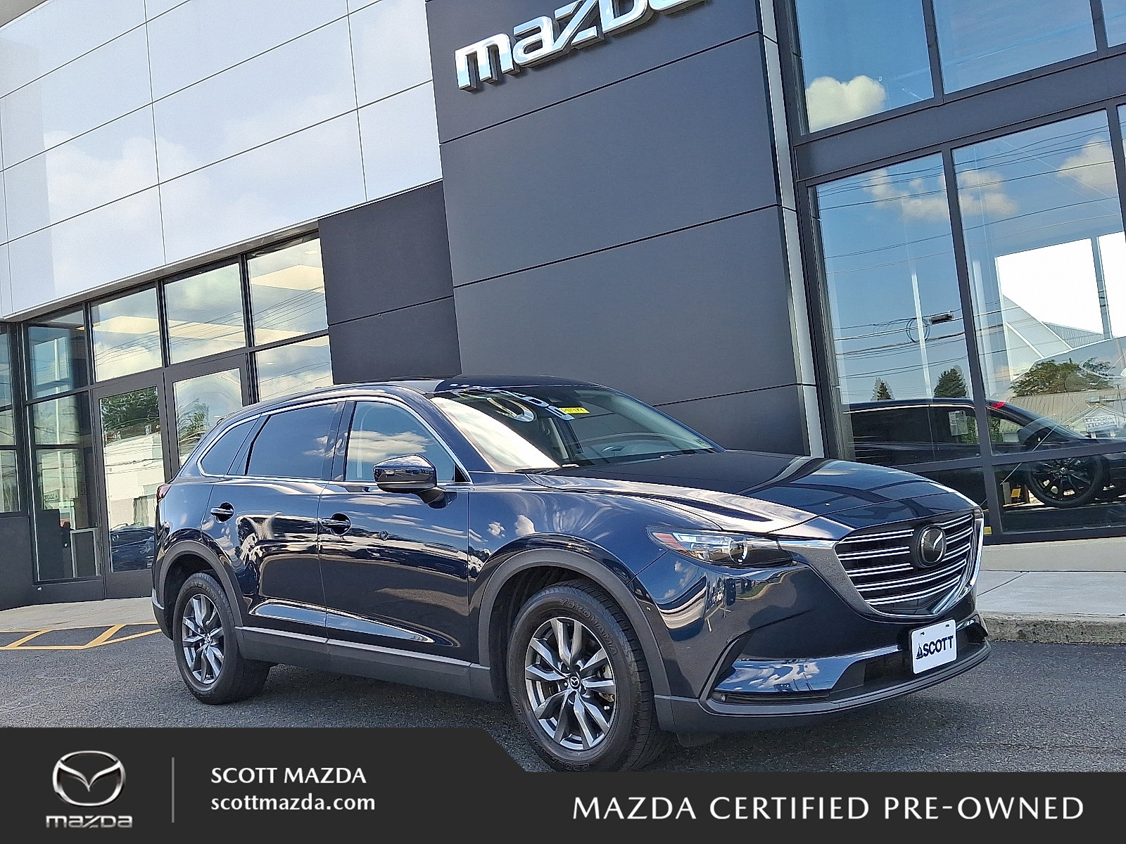 2023 Mazda CX-9 Touring's photo