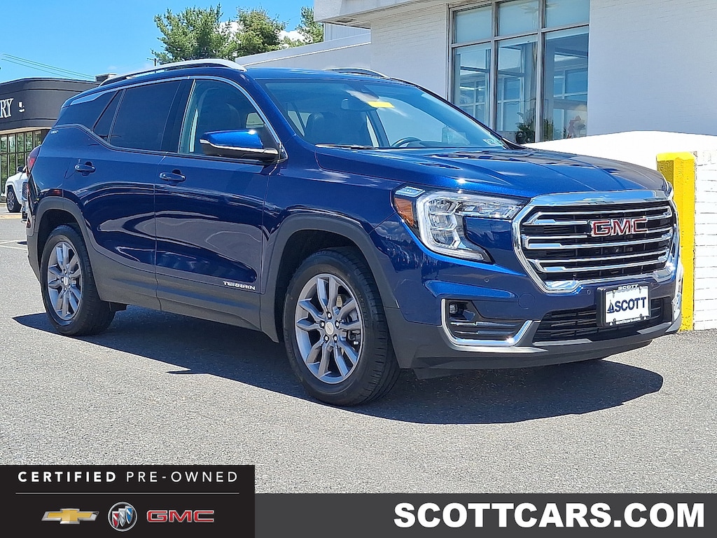 Used 2023 GMC Terrain SLT SUV