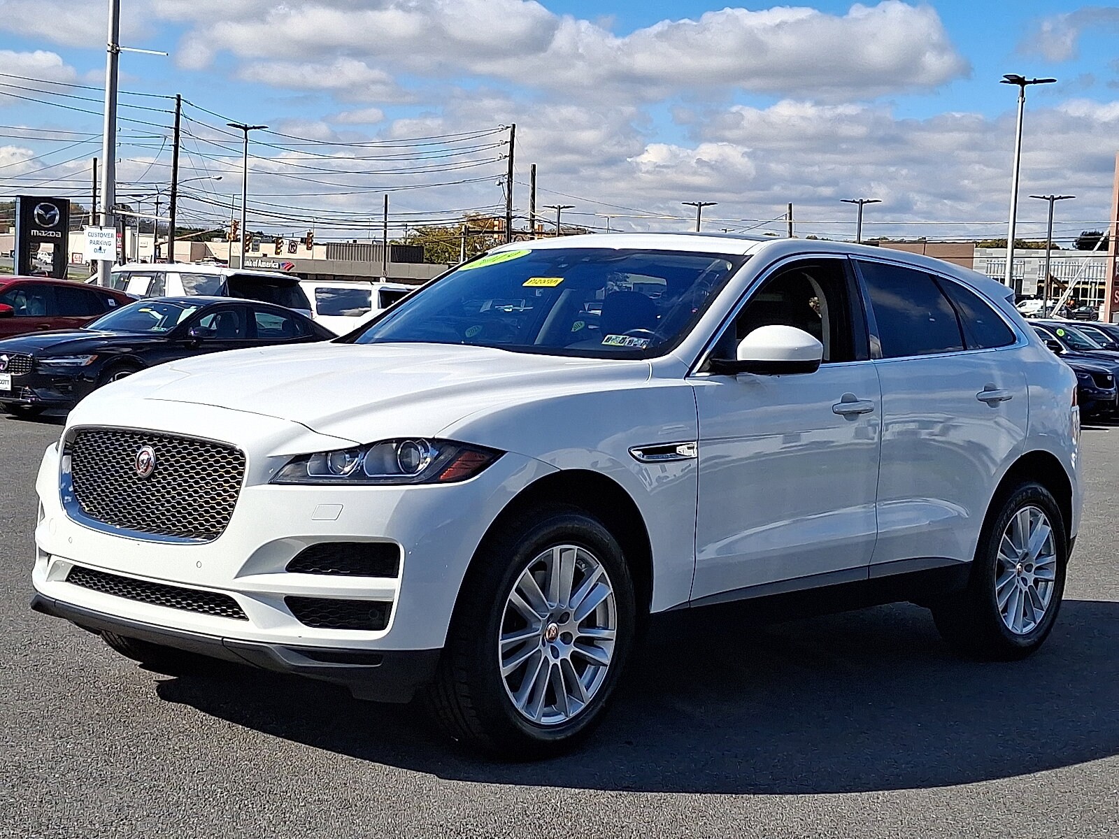 2019 Jaguar F-PACE Prestige photo 2