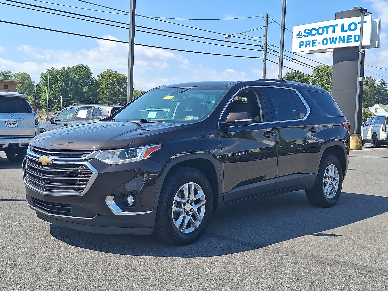 2018 Chevrolet Traverse Cloth 1LT photo 3