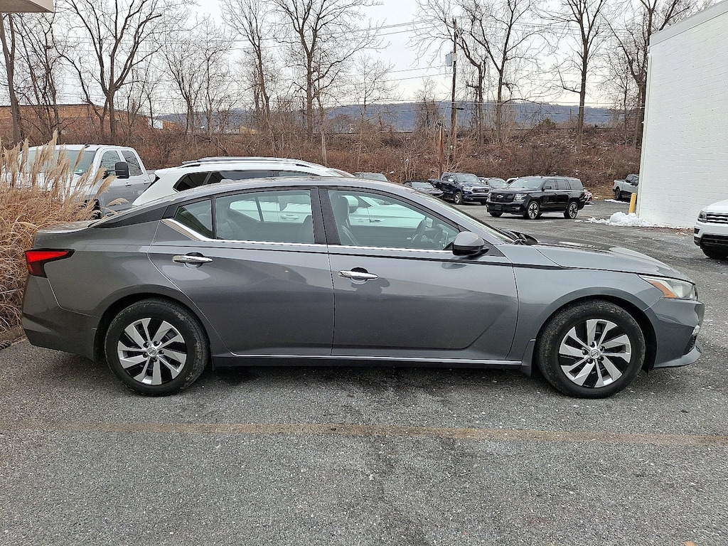 Used 2019 Nissan Altima 2.5 S Sedan