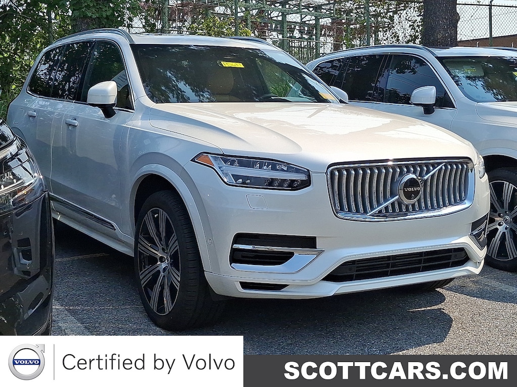 Certified 2025 Volvo XC90 plug-in hybrid T8 Ultra 7-Seater SUV