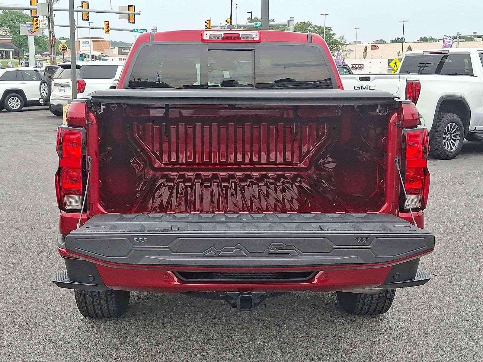 2023 Chevrolet Colorado LT - Photo 25