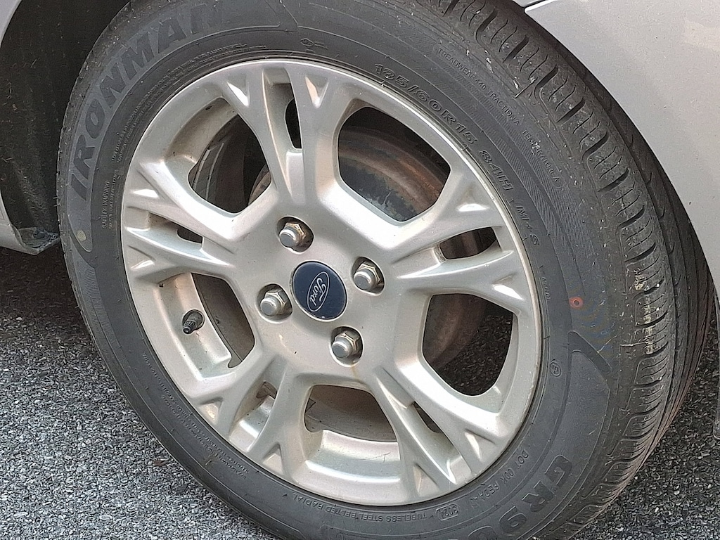 Used 2016 Ford Fiesta SE Sedan