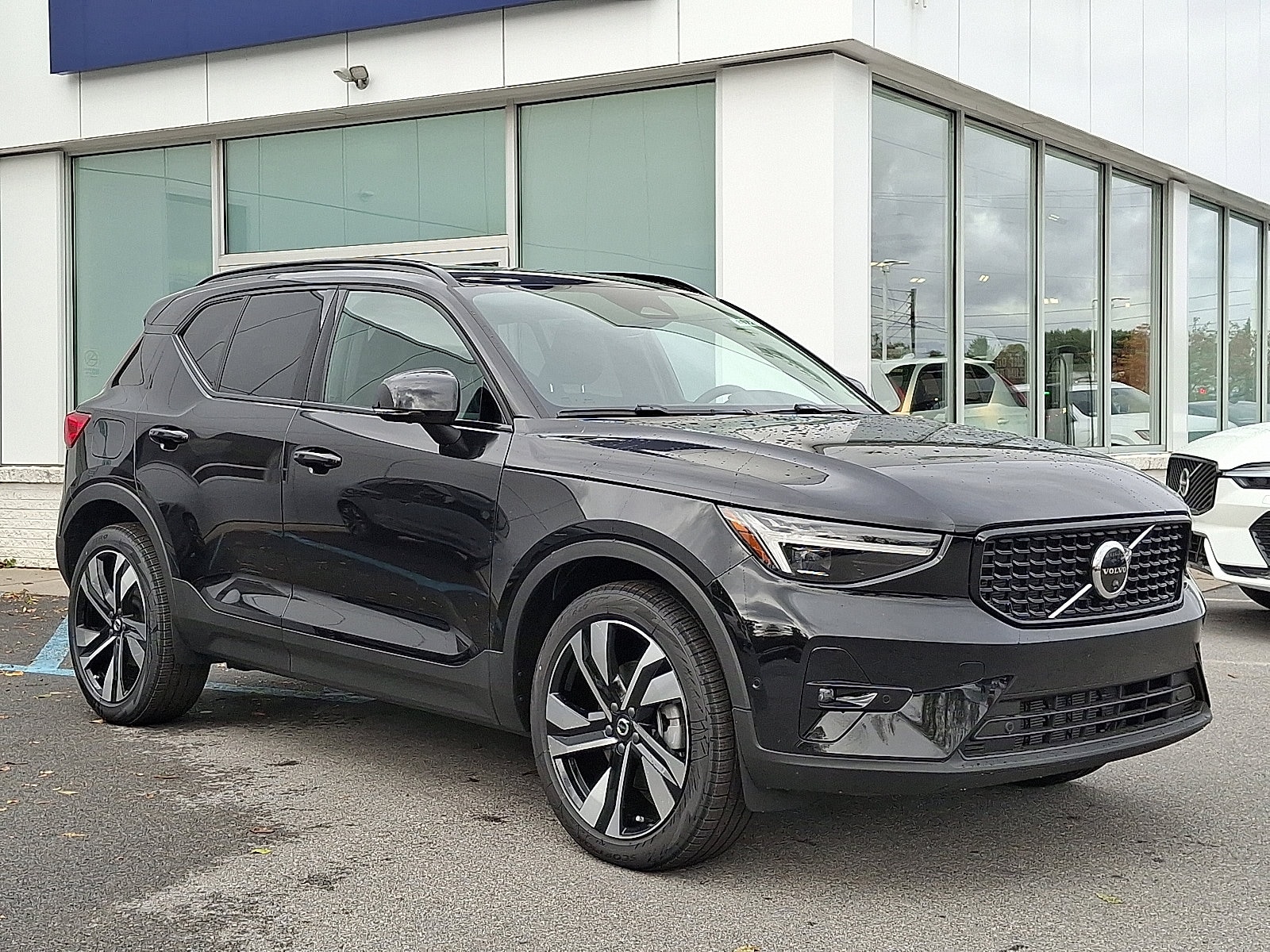 2026 Volvo XC40