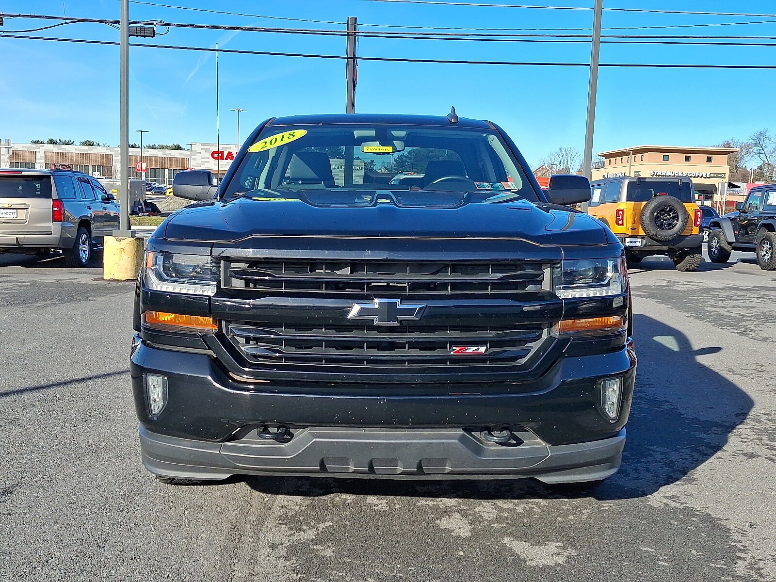 2018 Chevrolet Silverado 1500 LT photo 2