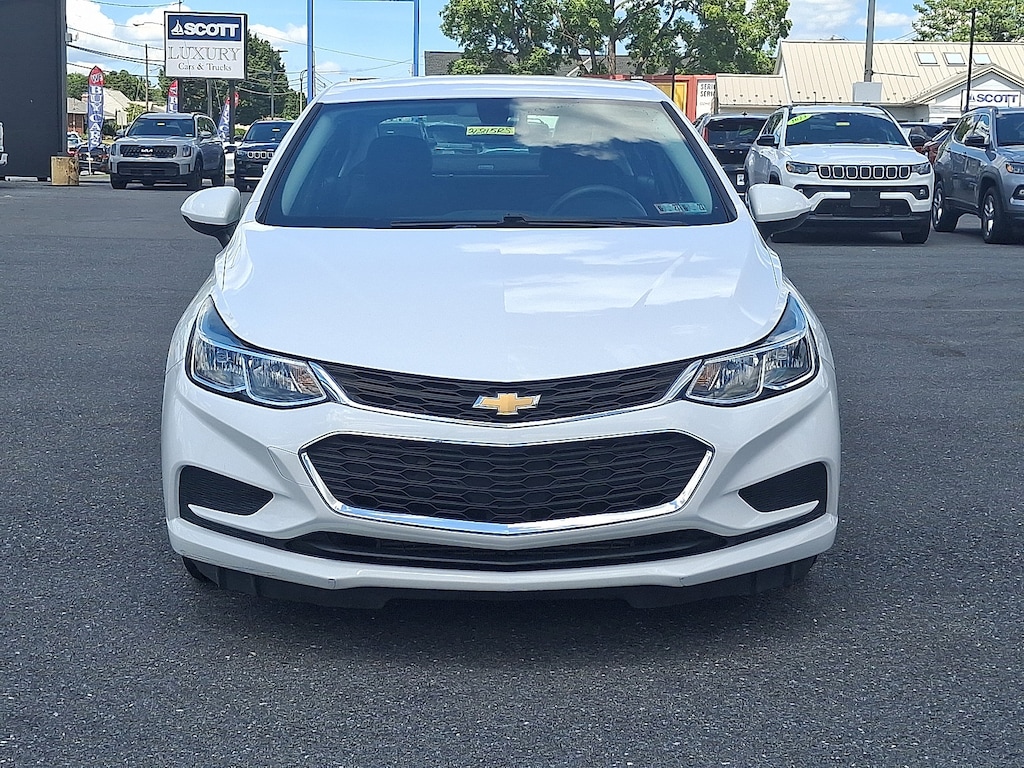 Used 2018 Chevrolet Cruze LS Auto Sedan