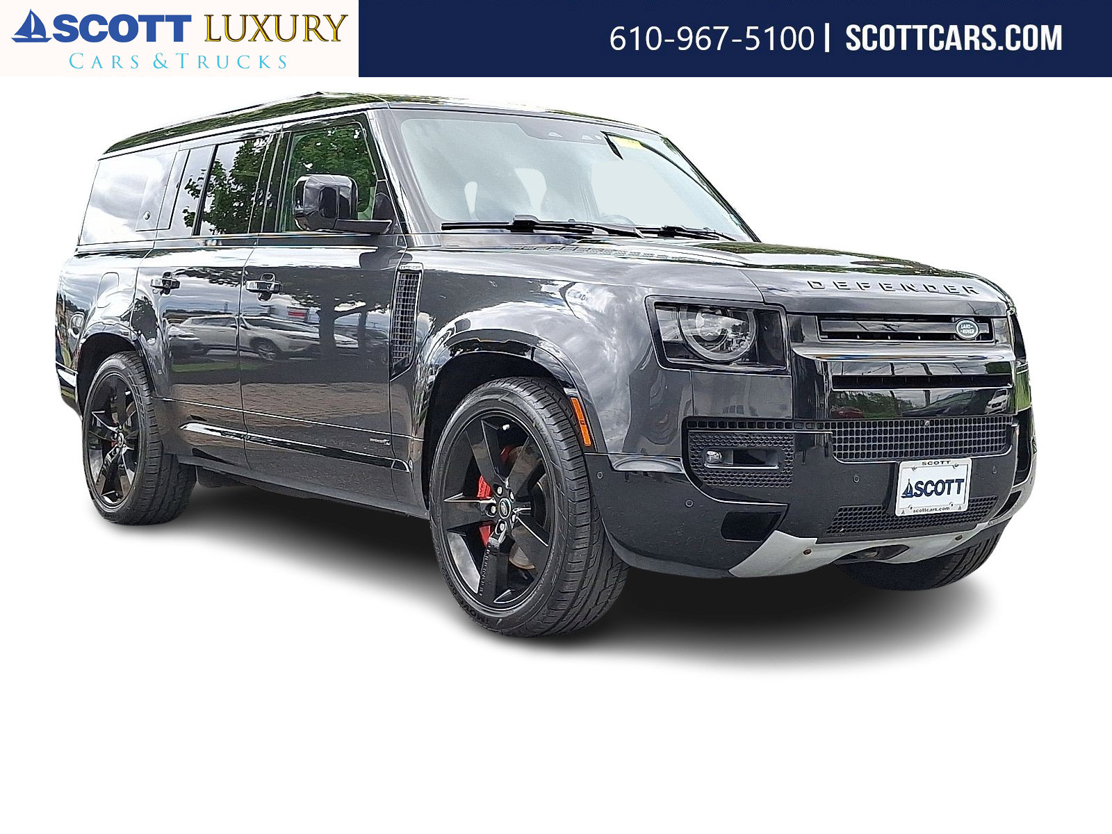 2023 Land Rover Defender X's photo