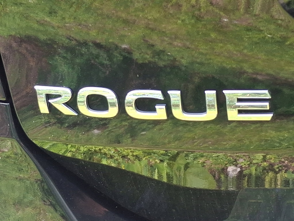 Used 2019 Nissan Rogue SV SUV