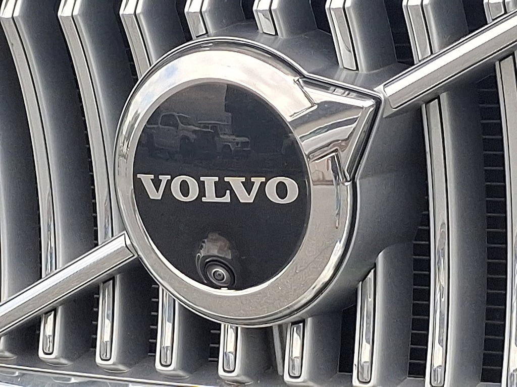 Used 2024 Volvo XC90 plug-in hybrid T8 Ultimate Bright 7-Seater SUV