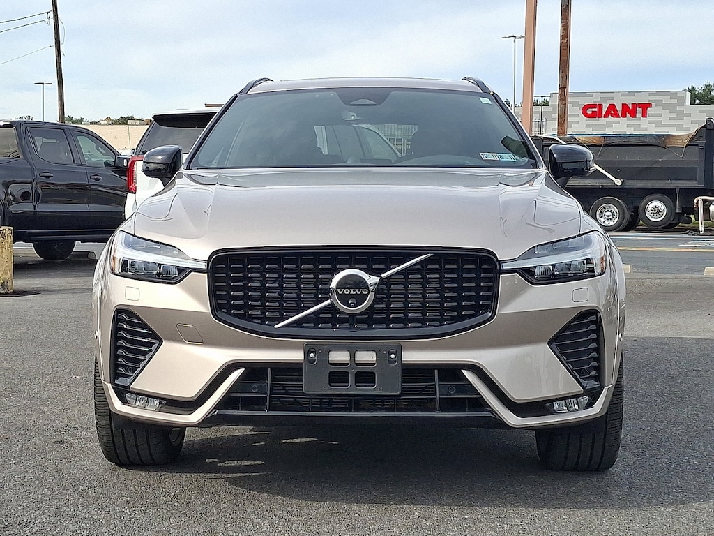 Certified 2024 Volvo XC60 B5 Ultimate Dark SUV