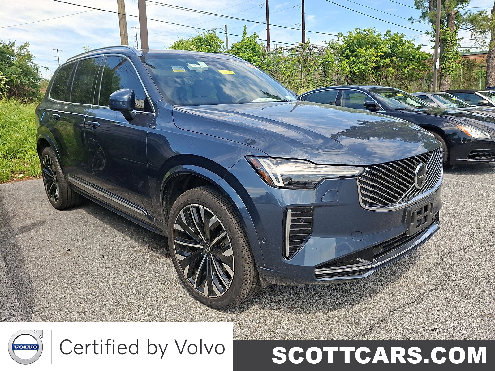 2025 Volvo XC90 B5 Plus Bright 4WD's photo