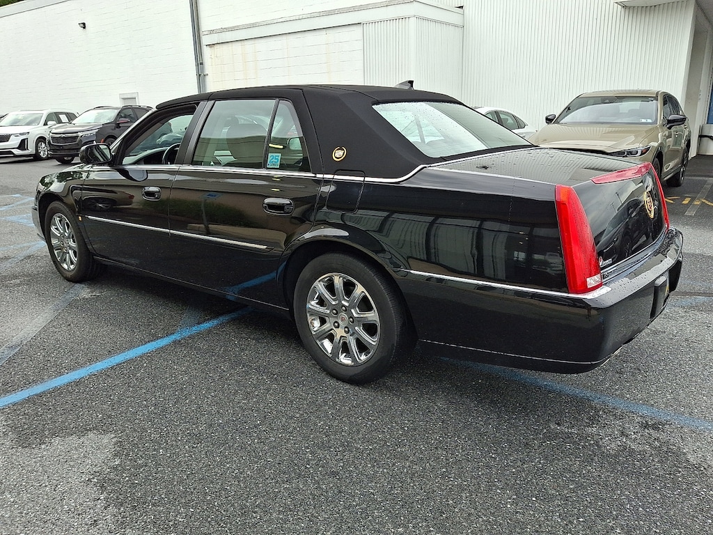 Used 2009 CADILLAC DTS Sedan