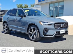 2024 Volvo XC60 plug-in hybrid T8 Ultimate Dark SUV