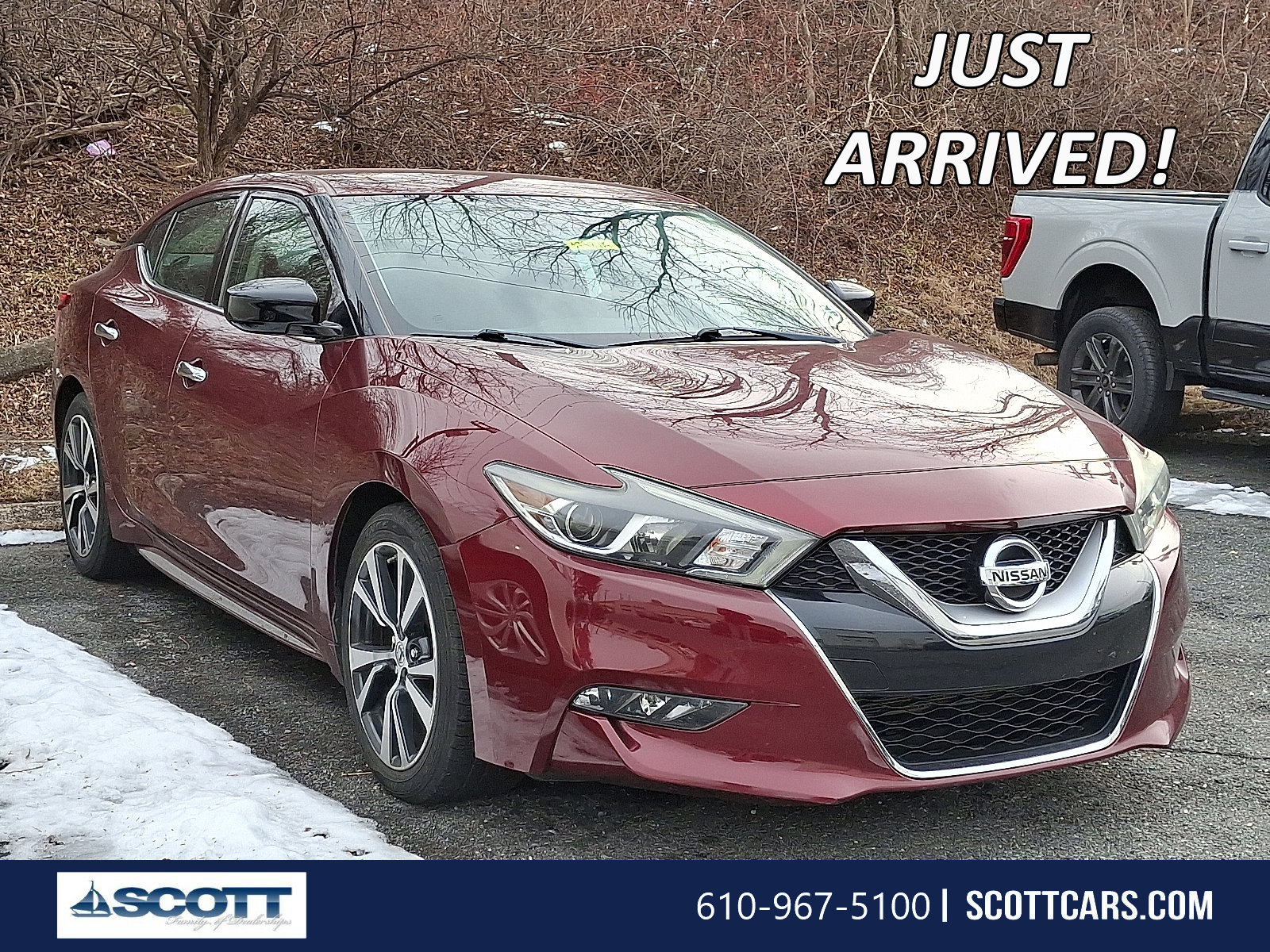 2017 Nissan Maxima S's photo