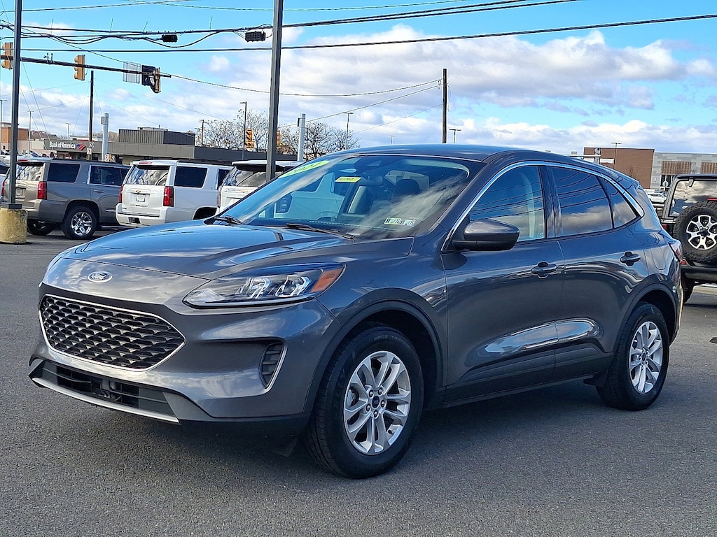 Used 2021 Ford Escape SE Hybrid SUV