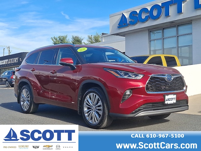2024 Toyota Highlander Hybrid Platinum SUV