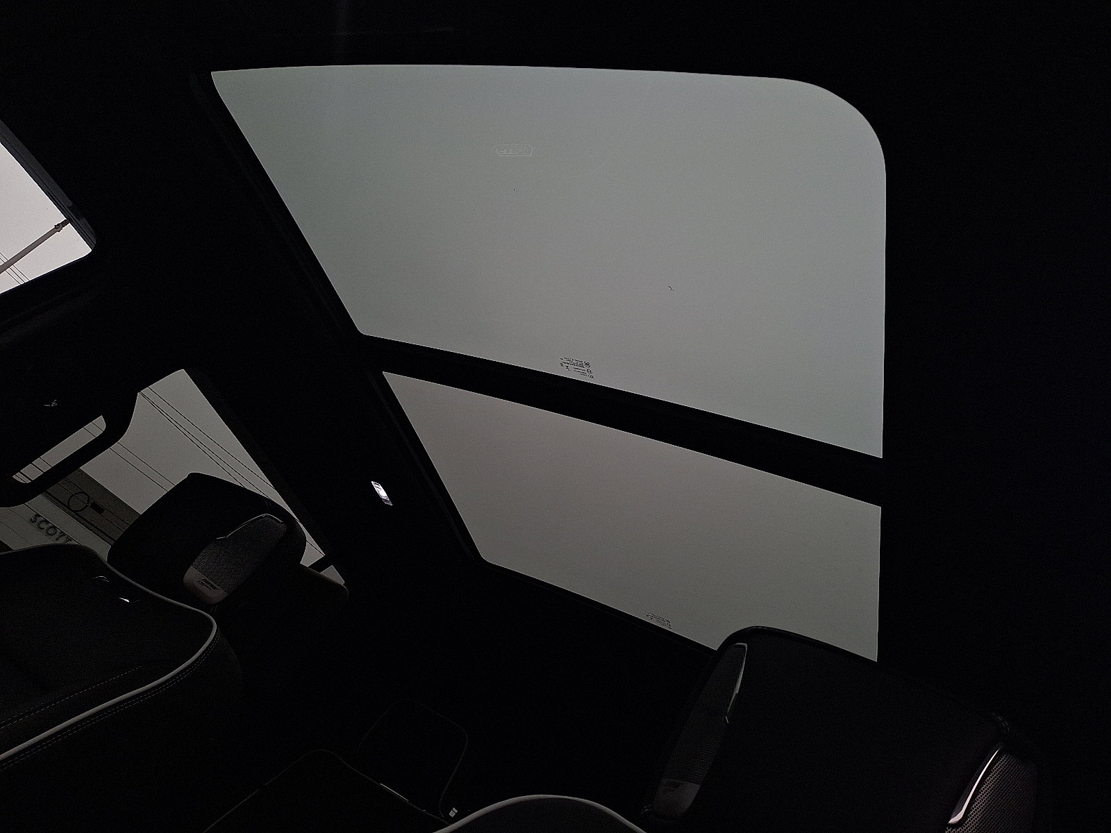 2025 GMC Yukon AT4 Ultimate - Photo 14