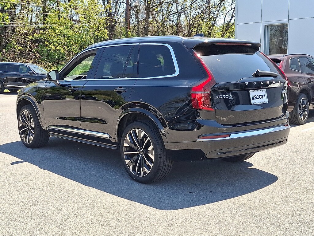 New 2026 Volvo XC90 B5 Plus 7-Seater SUV