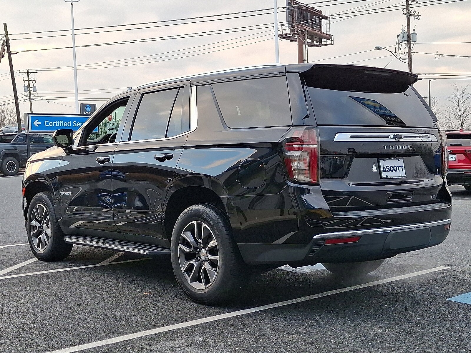 2023 Chevrolet Tahoe LT photo 3