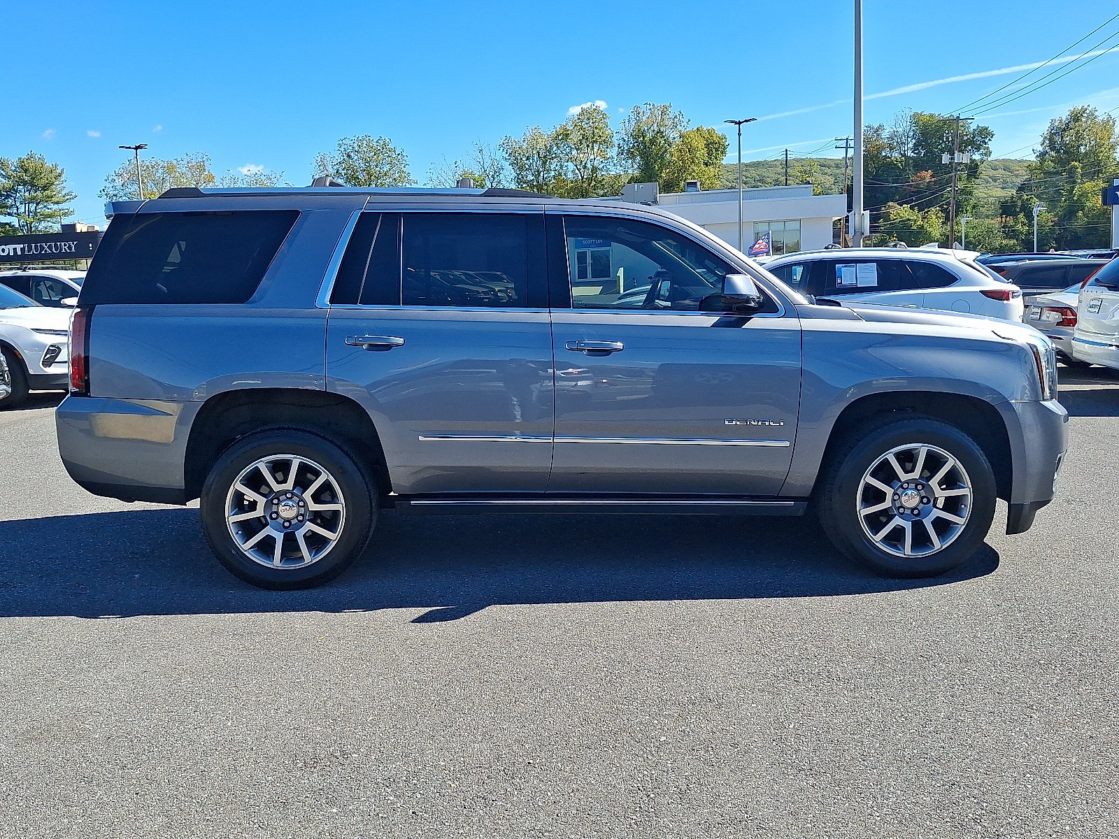 2020 GMC Yukon Denali - Photo 7