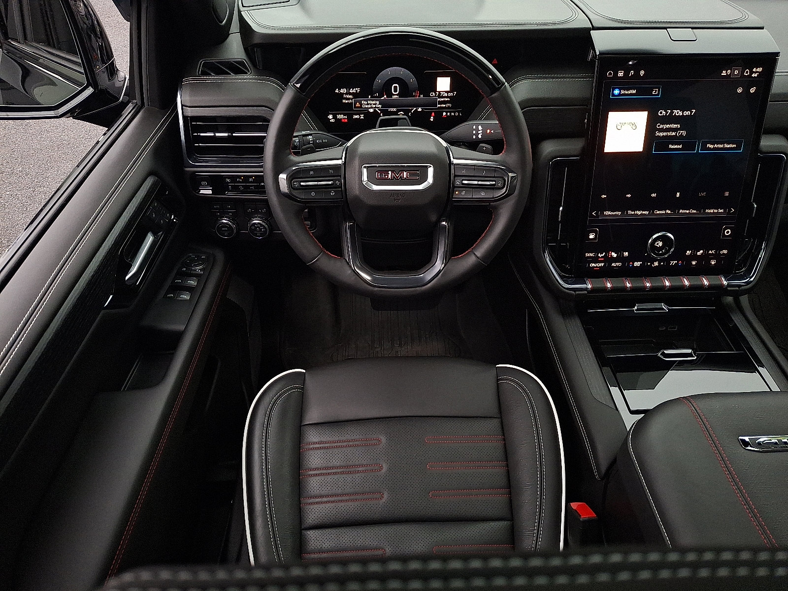 2025 GMC Yukon AT4 Ultimate - Photo 11