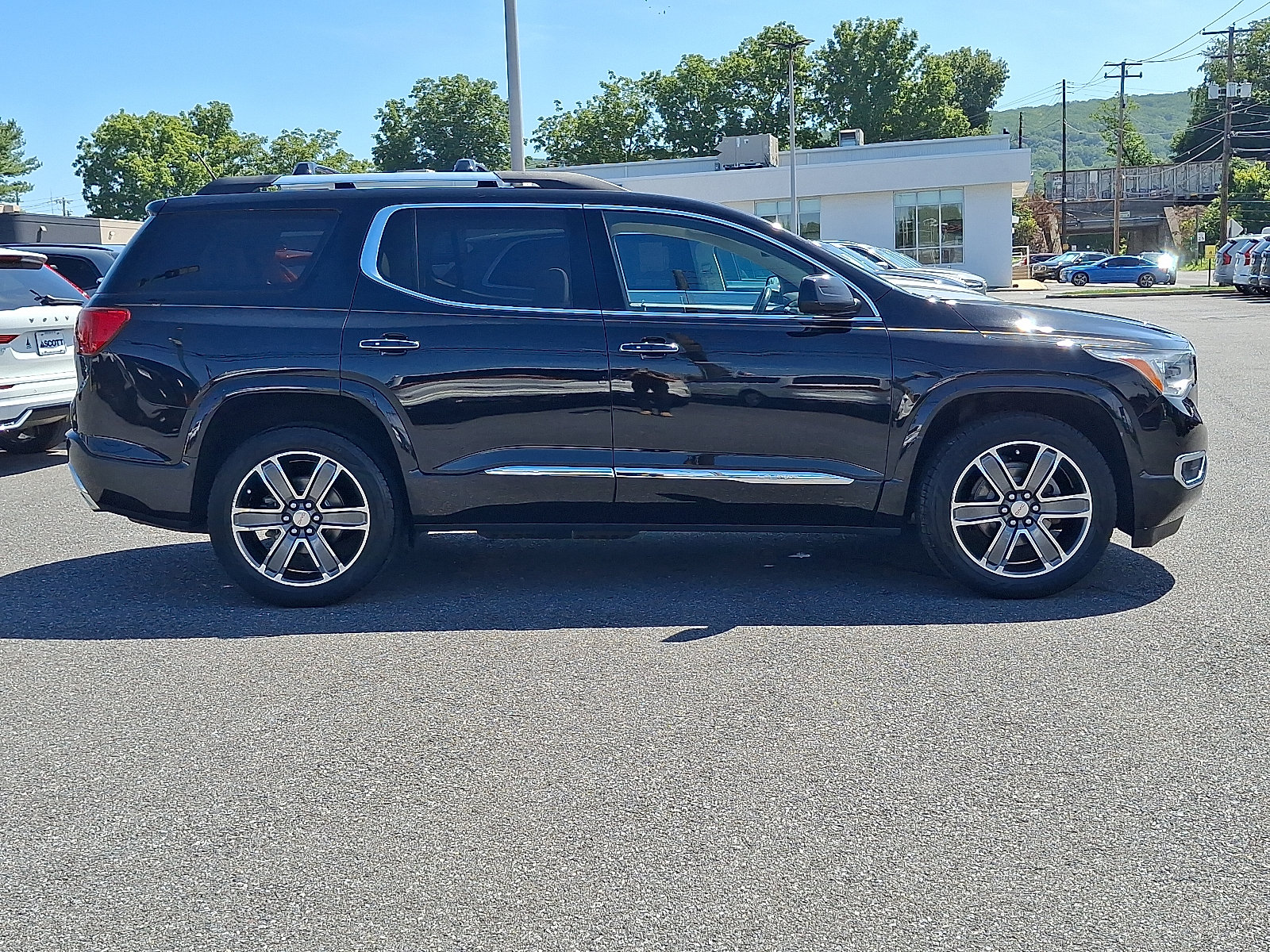 2018 GMC Acadia Denali - Photo 7