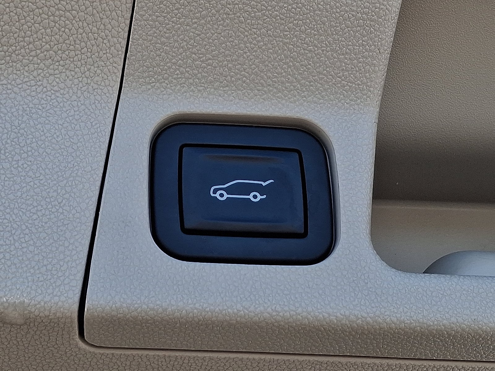 2018 GMC Acadia Denali - Photo 29