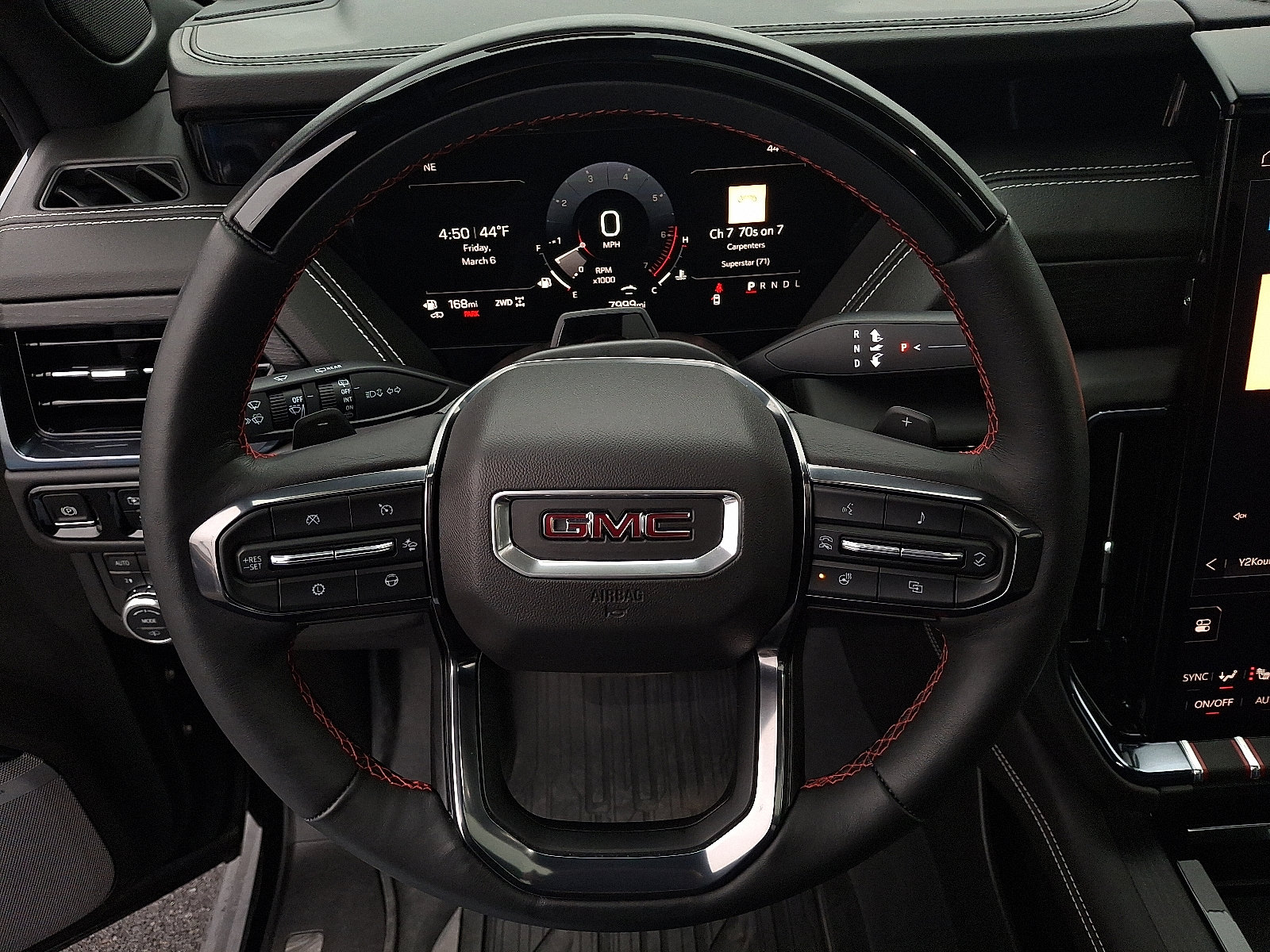 2025 GMC Yukon AT4 Ultimate - Photo 15