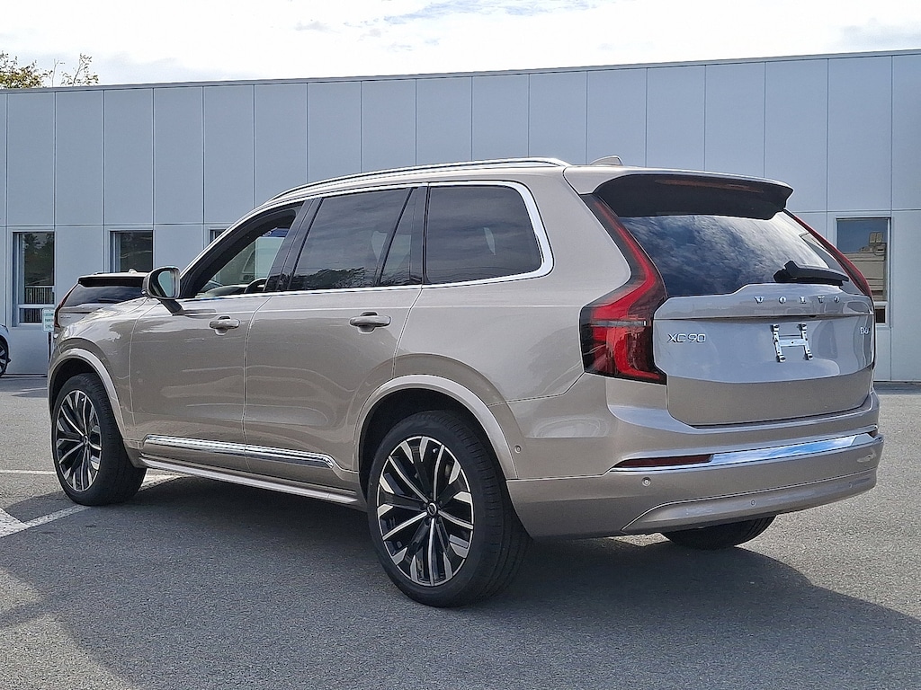 New 2026 Volvo XC90 B6 Plus 7-Seater SUV
