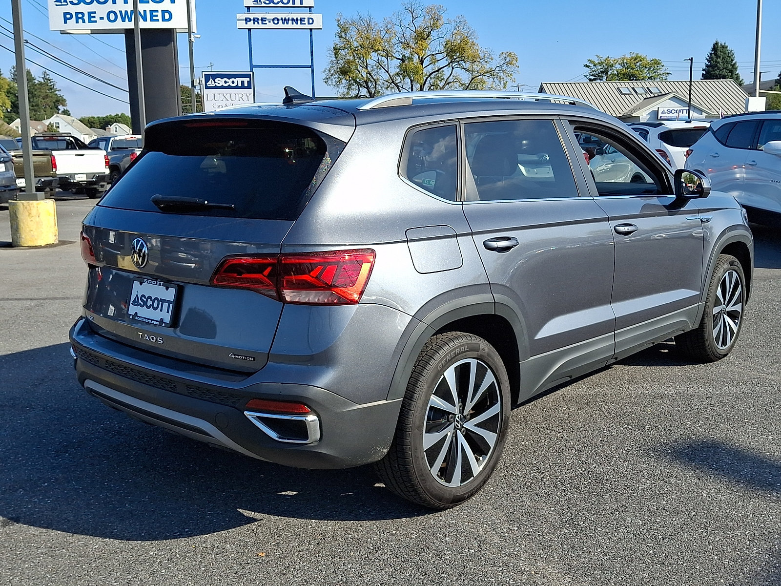 2022 Volkswagen Taos SE - Photo 6