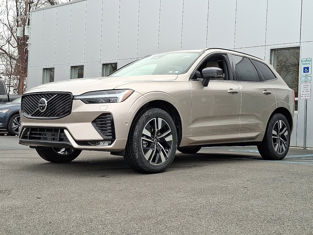 New 2026 Volvo XC60 B5 Plus SUV